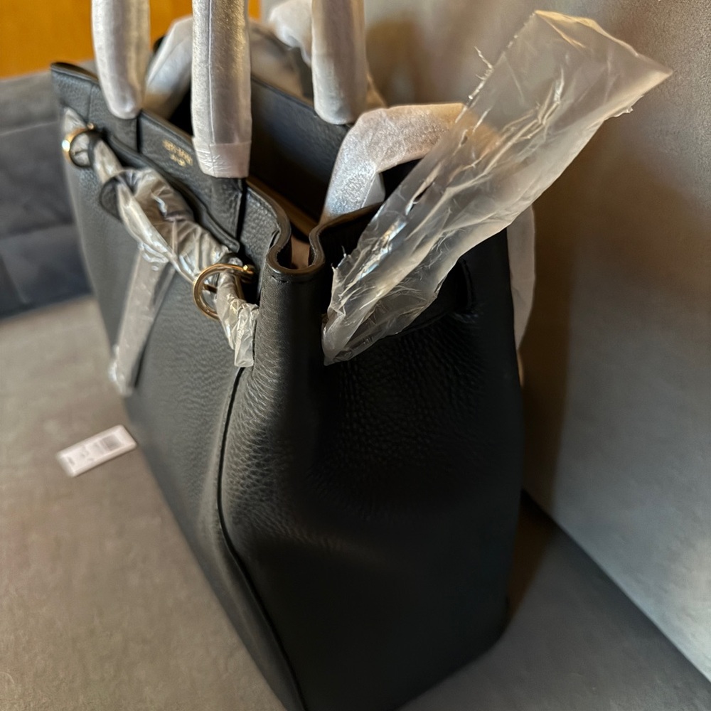 Henri Bendel Black Leather Belmont Tote Bag - Picture 3 of 6